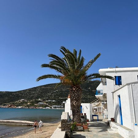 Petradi Sifnos Aparthotel Platis Gialos  Bagian luar foto