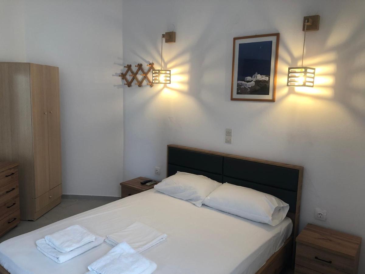 Petradi Sifnos Aparthotel Platis Gialos  Bagian luar foto