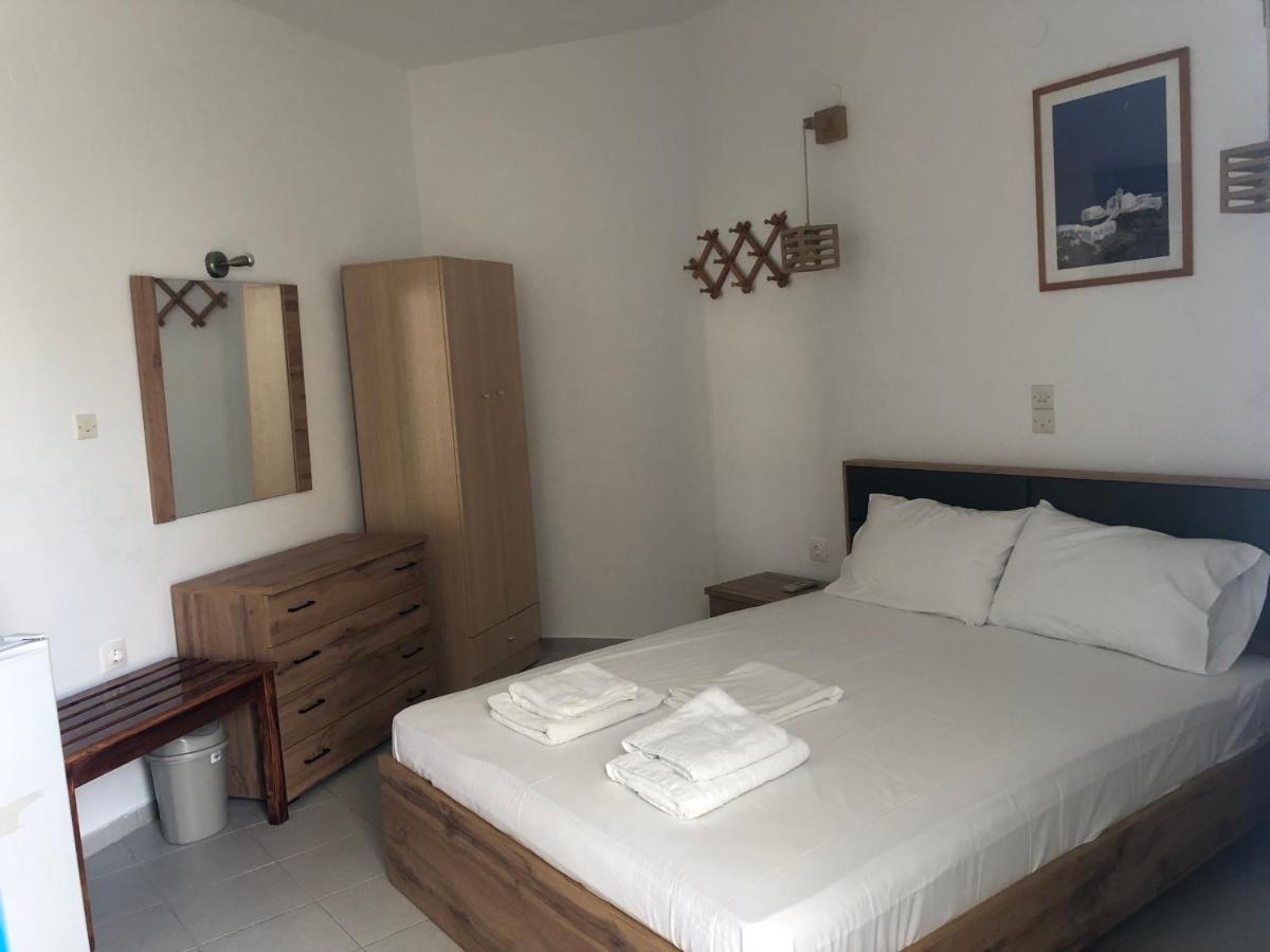 Petradi Sifnos Aparthotel Platis Gialos  Bagian luar foto