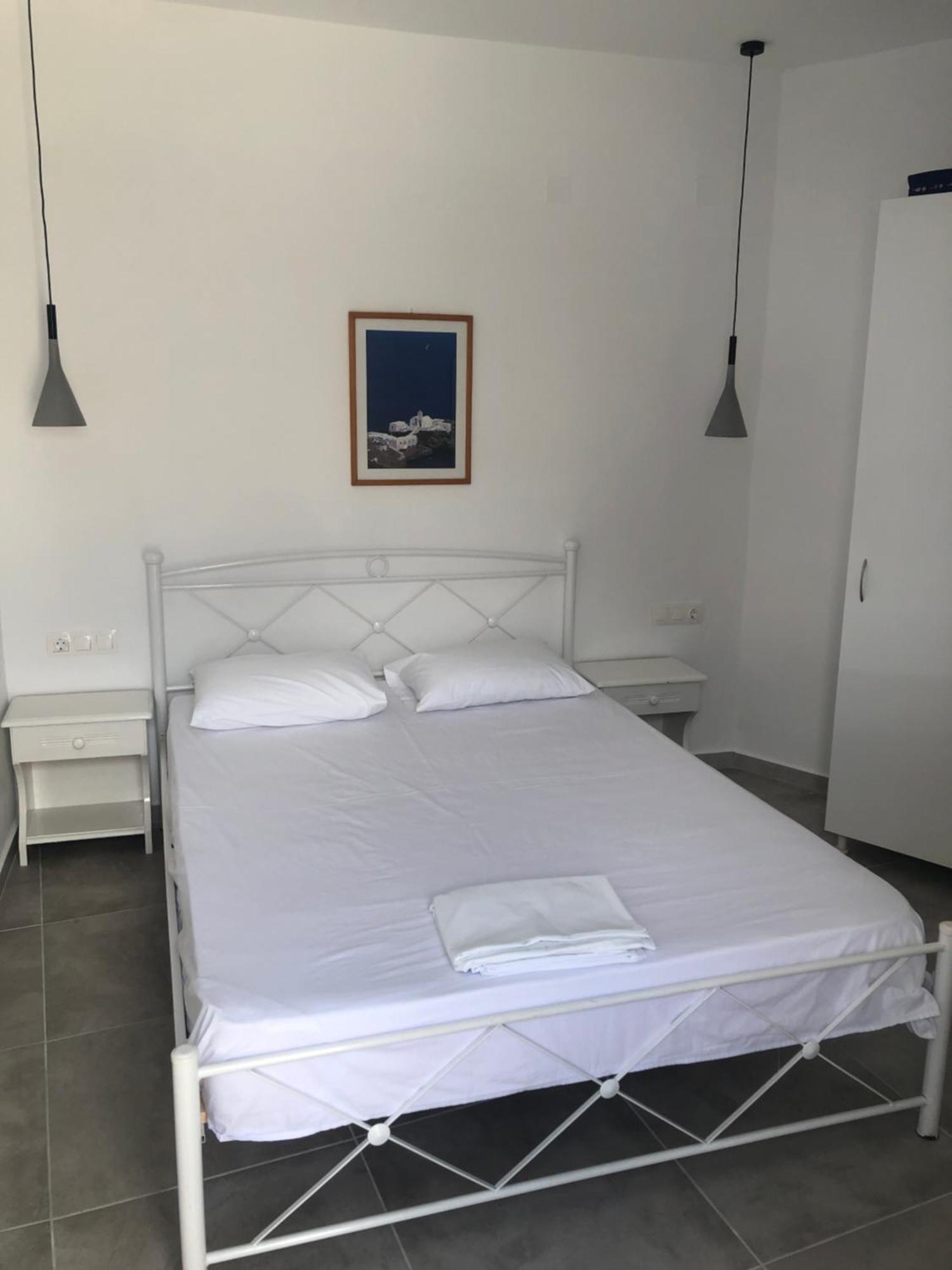 Petradi Sifnos Aparthotel Platis Gialos  Bagian luar foto