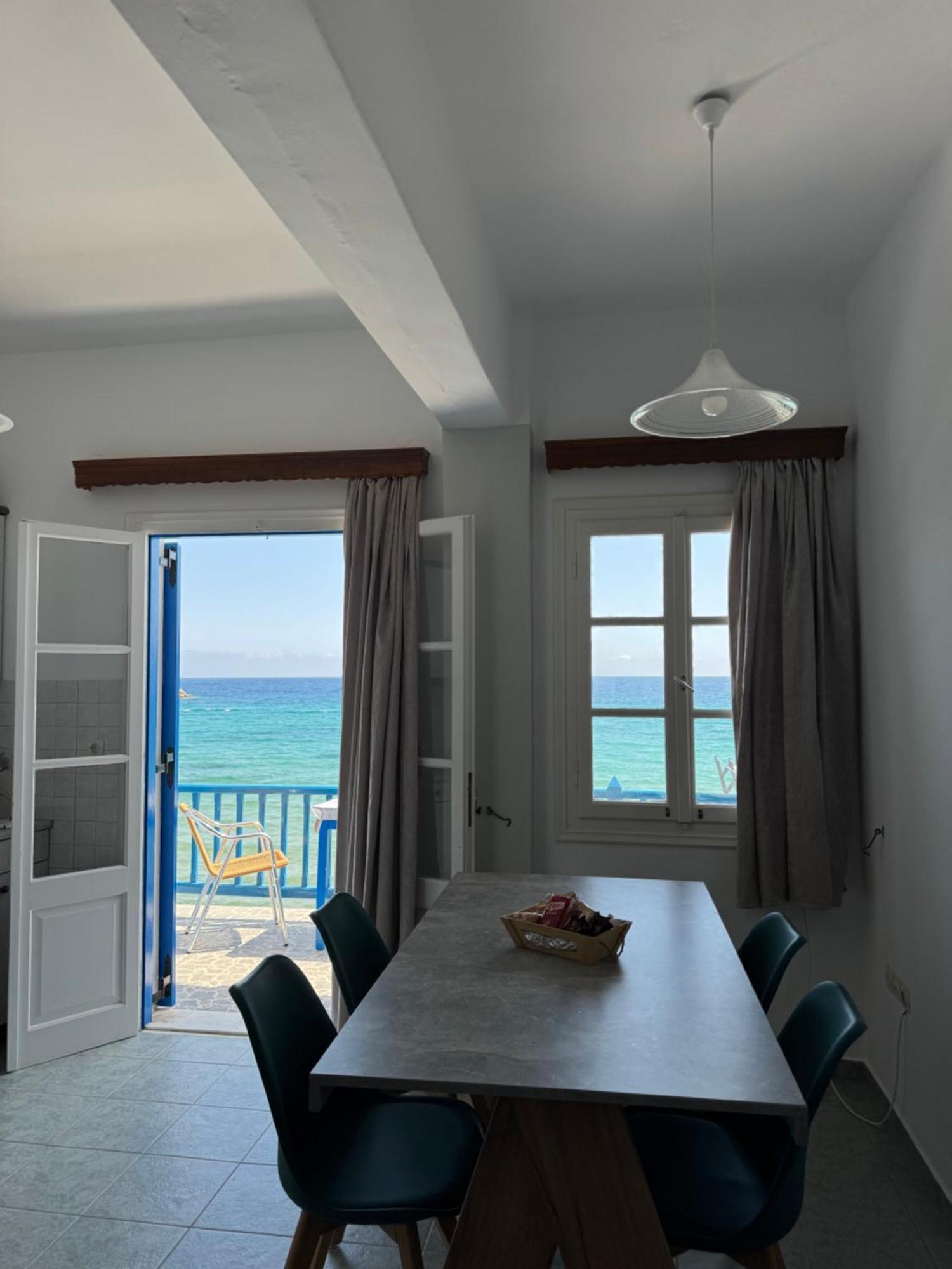 Petradi Sifnos Aparthotel Platis Gialos  Bagian luar foto